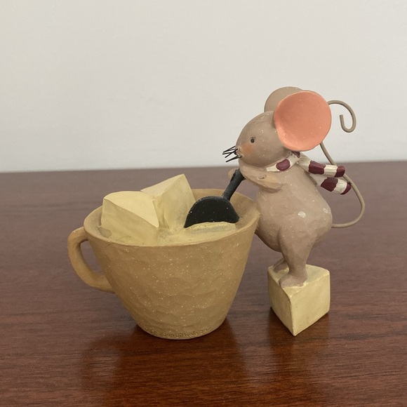 Stirring Mouse Decoration - Picture 8 of 9